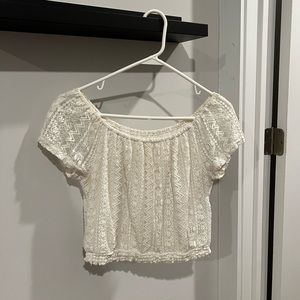 Hollister off the shoulder lace top. Perfect for spring and summer months!